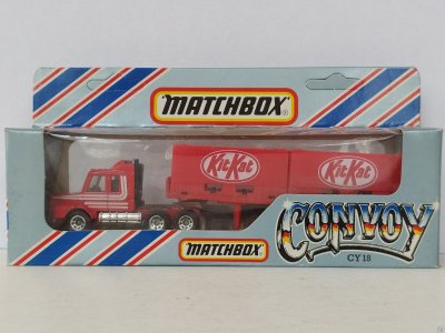 Scania T142 Double Container Kitkat