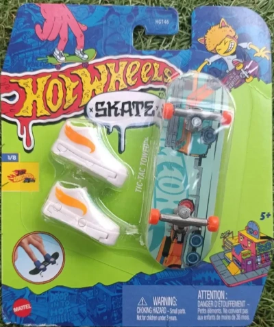 Tic Tac Towed