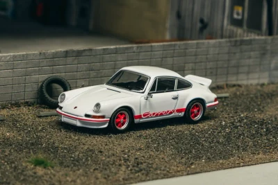 Porsche 911 Carrera RS 2.7 Lightweight
