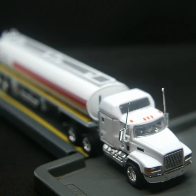 Mack CH600