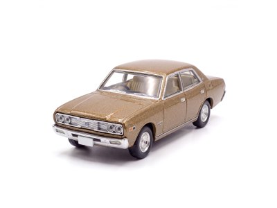 Nissan Gloria 2000 Custom DX (73)