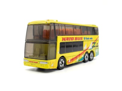 Hato Bus (2016)