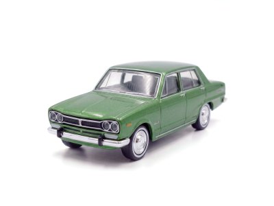 Nissan Skyline 1800 Deluxe