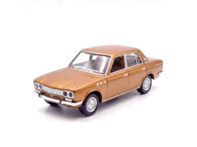 Nissan Laurel