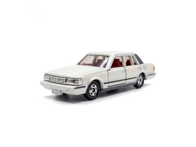 Crown 4Door Sedan