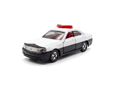 Nissan Cedric Patrol Car (2000)