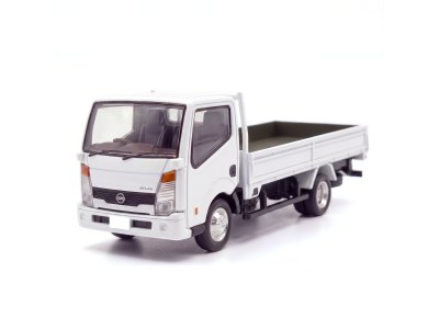 Nissan Atlas (F24) Long Body Full Super Row