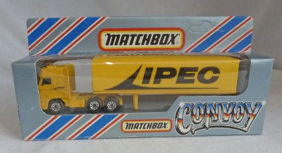 DAF 3300 Space Cab Articulated Trailer Box IPEC