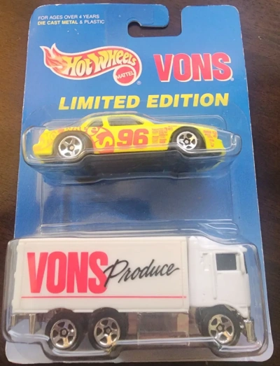 Hiway Hauler & Buick Stocker 2-Pack