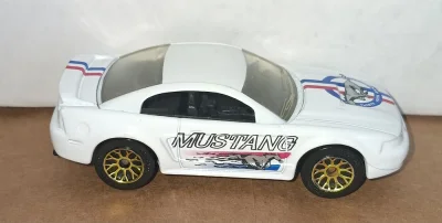 1999 Ford Mustang