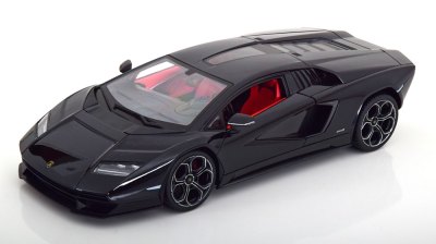 Countach LPI 800-4