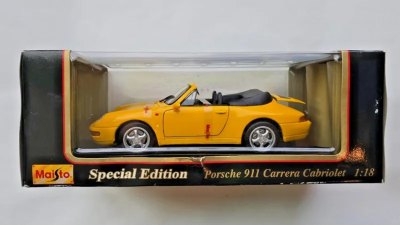 Porsche 911 Carrera Cabriolet