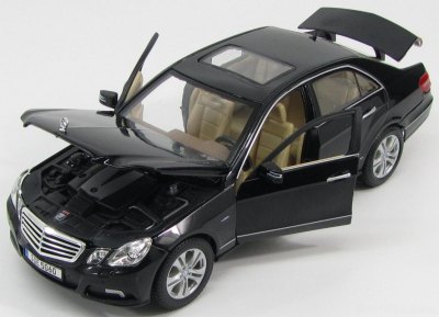 Mercedes-Benz E-Class E350 4-Door