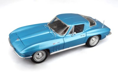 Chevrolet Corvette, Metal Světle Modrá