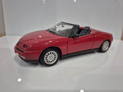 Alfa Romeo Spider V6
