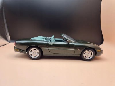 Jaguar XK8