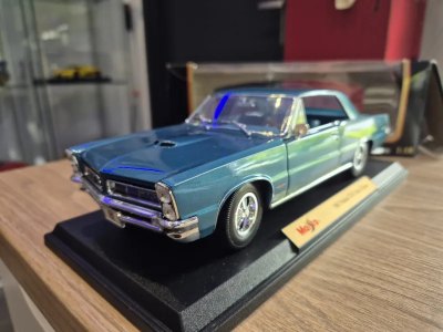 Pontiac GTO Hurst Edition