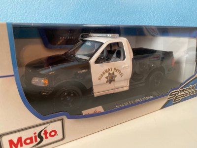 Ford SVT F-150 Lightning Highway Patrol Police Special Edition
