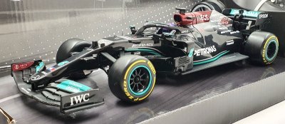 Mercedes-Benz R/C 2.4GHz - Mercedes-AMG E L.Hamilton #44