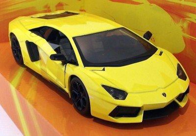 Lamborghini Aventador LP 700-4