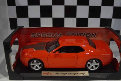 Dodge Challenger Concept Scale Ref 46629 Ltd Box