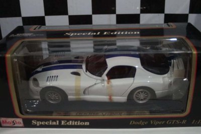 Dodge Viper GTS-R Scale