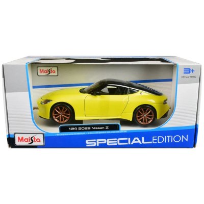 Nissan Z Yellow Metallic With