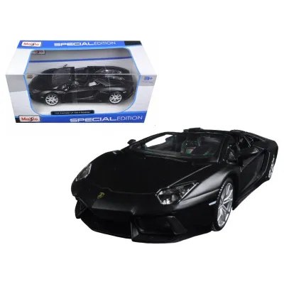 Lamborghini Aventador LP 700-4 Roadster Matt