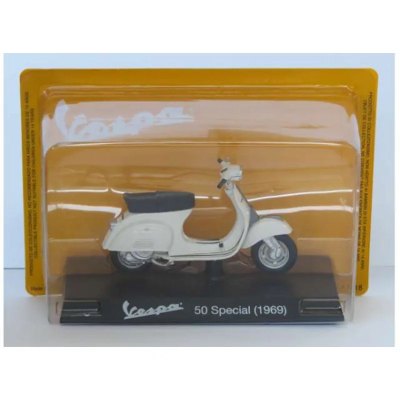 Vespa 50 Special