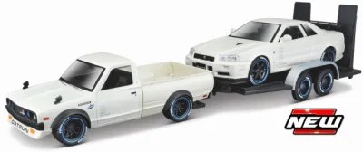 Datsun 620 Pick Up + Nissan Skyline R34 GT-R (2 Car Set + Plus Trailer) Design