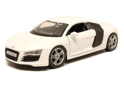 Audi R8 V8