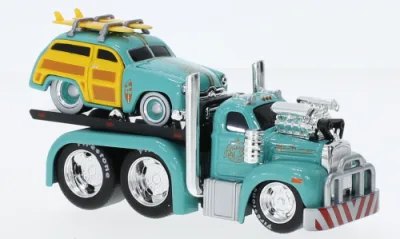 Mack B-61 Flatbed
