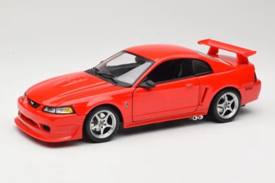 Ford Mustang SVT Cobra R SN95