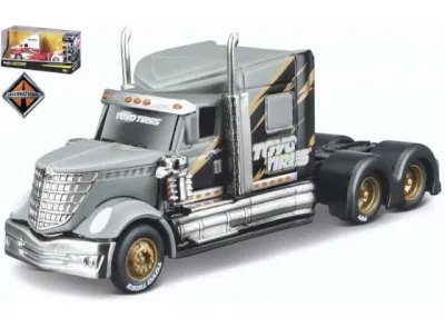 International Lonestar *Pull Back*