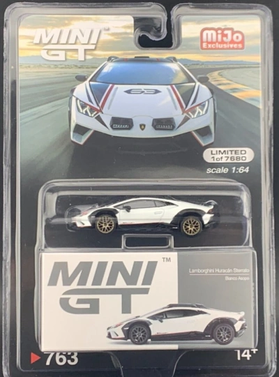 Lamborghini Huracan Sterrato Bianco Asopo