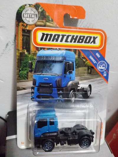 13 Ford Cargo