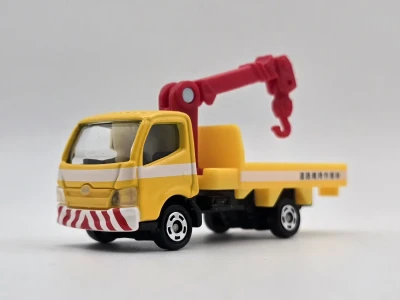Hino Dutro Truck Crane