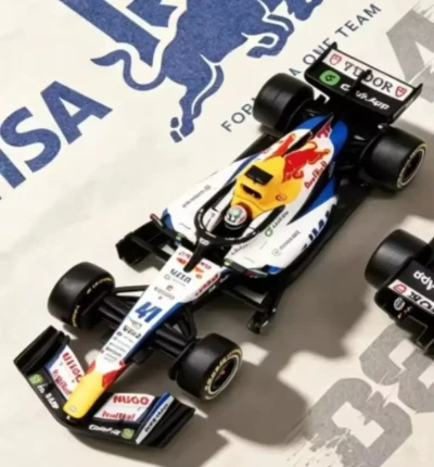 Racing Bulls VCARB 03 2026 #41 Arvid Lindblad - Boxed